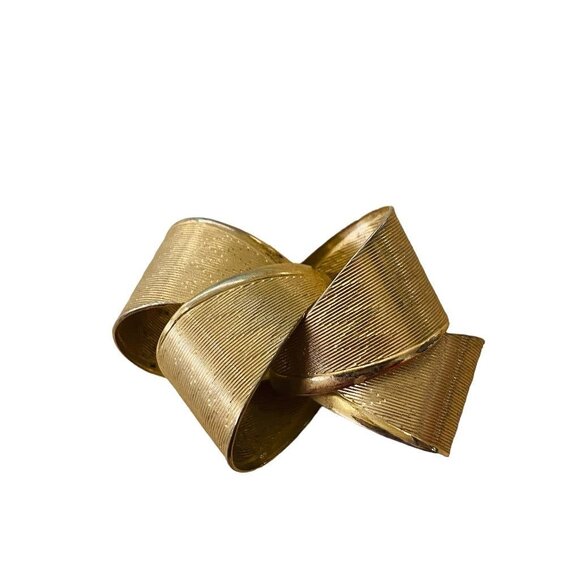 Goldtone Bow Textured Chevron Texture Brooch Pin Dimensional 1.8" - Picture 13 of 14